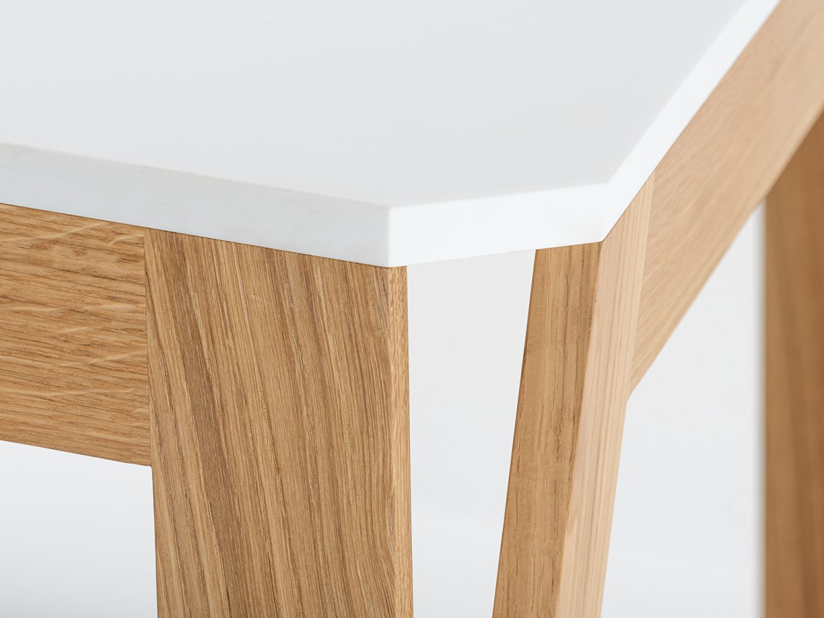 Table en chêne et résine HI-MACS® - pour la cuisine ou la salle à manger - MéliMélo