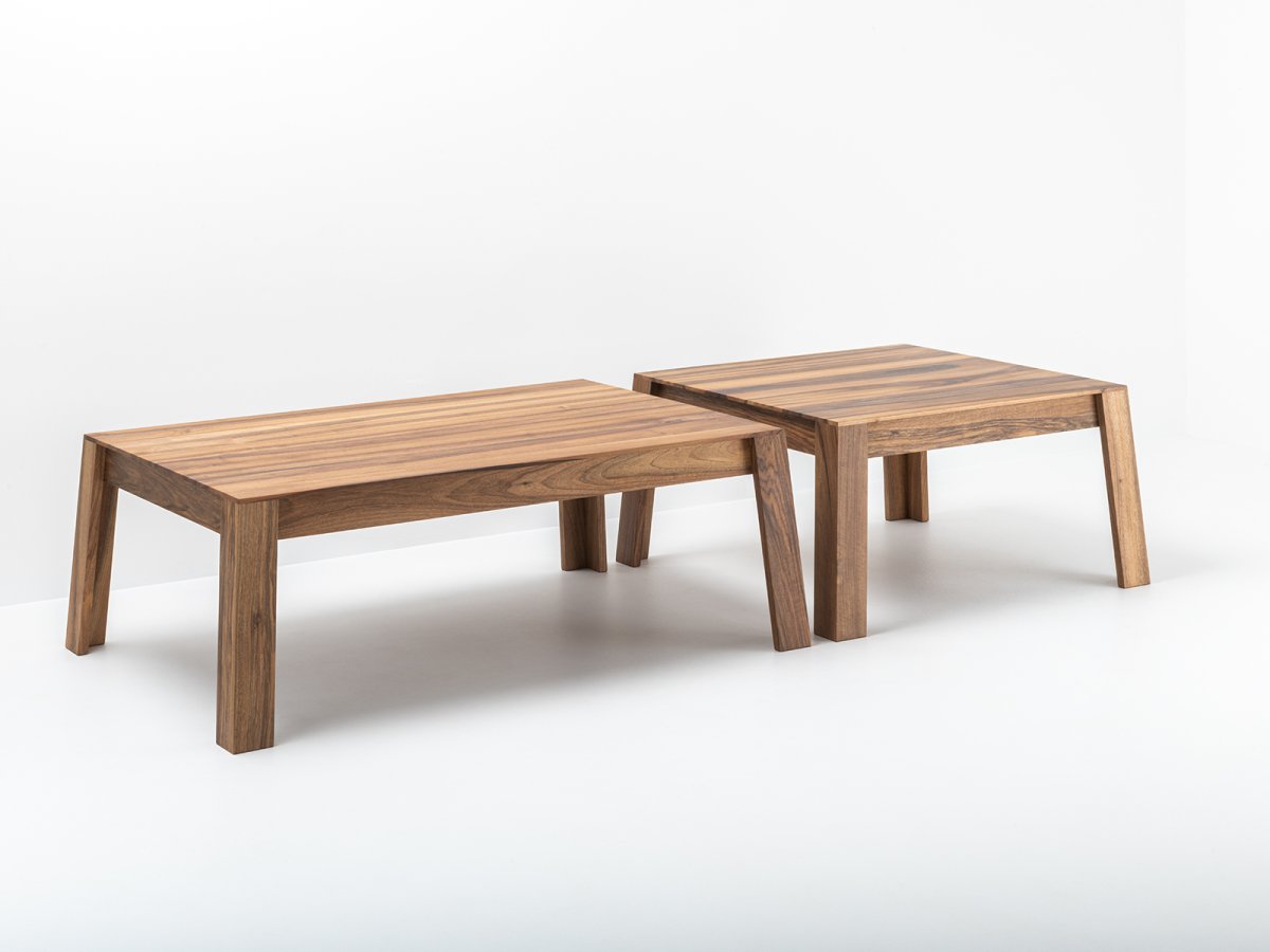 Table basse Aix en noyer - Personnalisable en deux dimensions