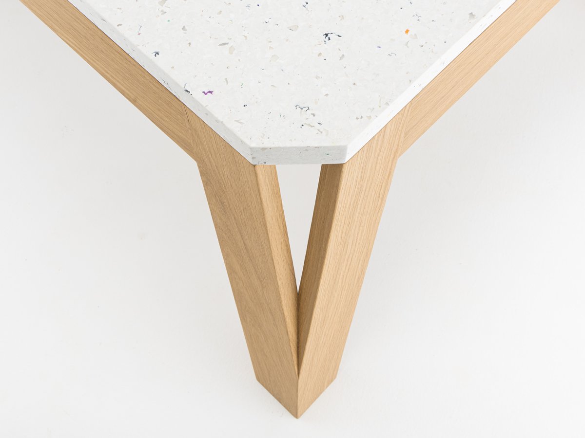 Table basse MéliMélo Le Pavé® en chêne® - Pieds en bois massif et plateau 100% recyclé