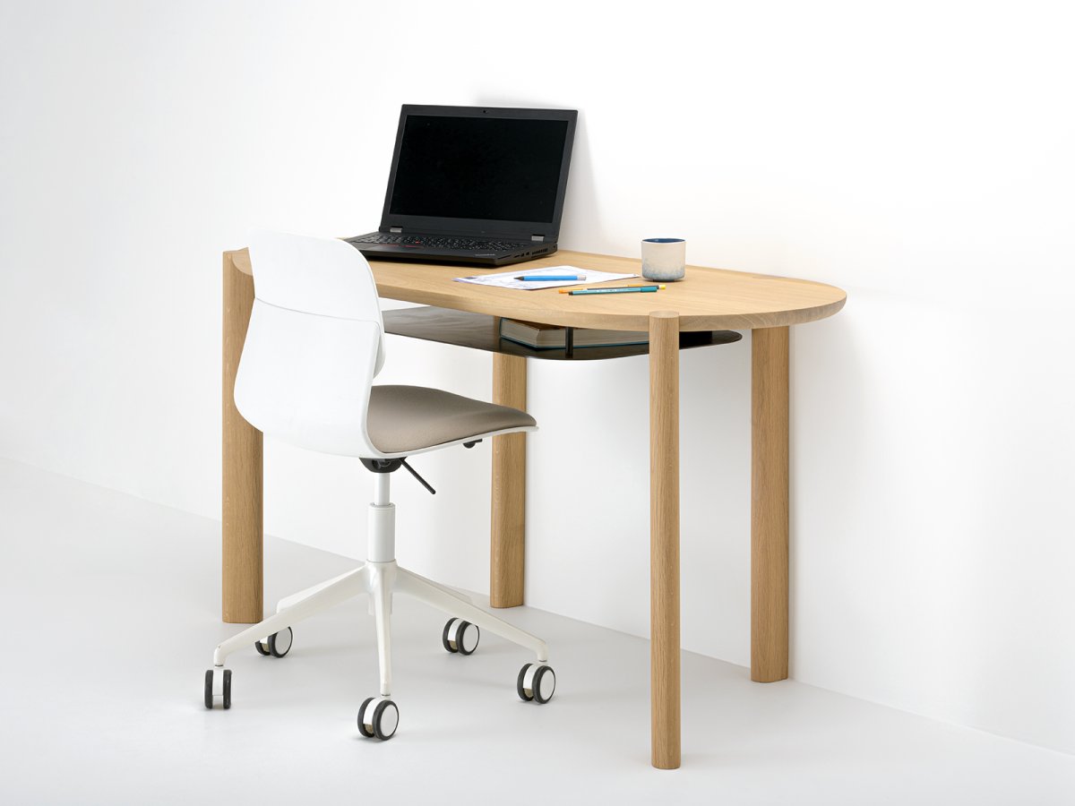 Bureau Moderne pour une personne en bois de chêne le télé-travail en toute élégance - Couscous