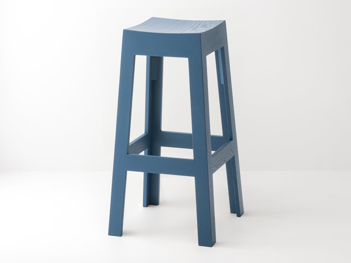 Tabouret de bar laqué RAL5001
