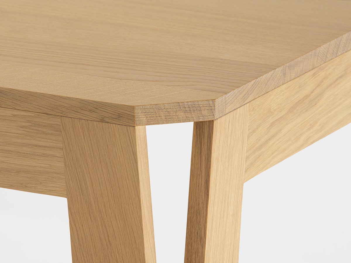 Table design et moderne en chêne fabriquée en France - MéliMélo en chêne