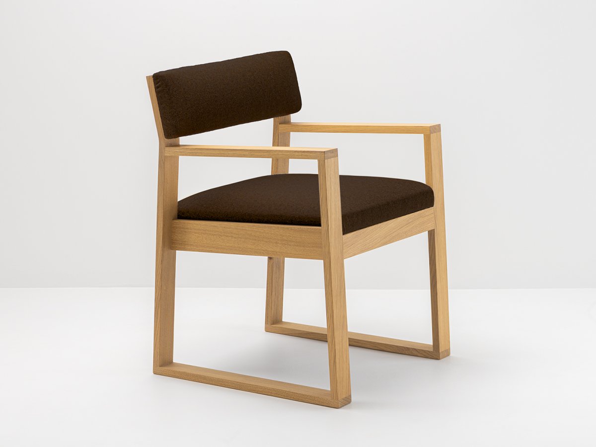 Fauteuil Aix en chêne et tissus Arpin ® - coloris Burel