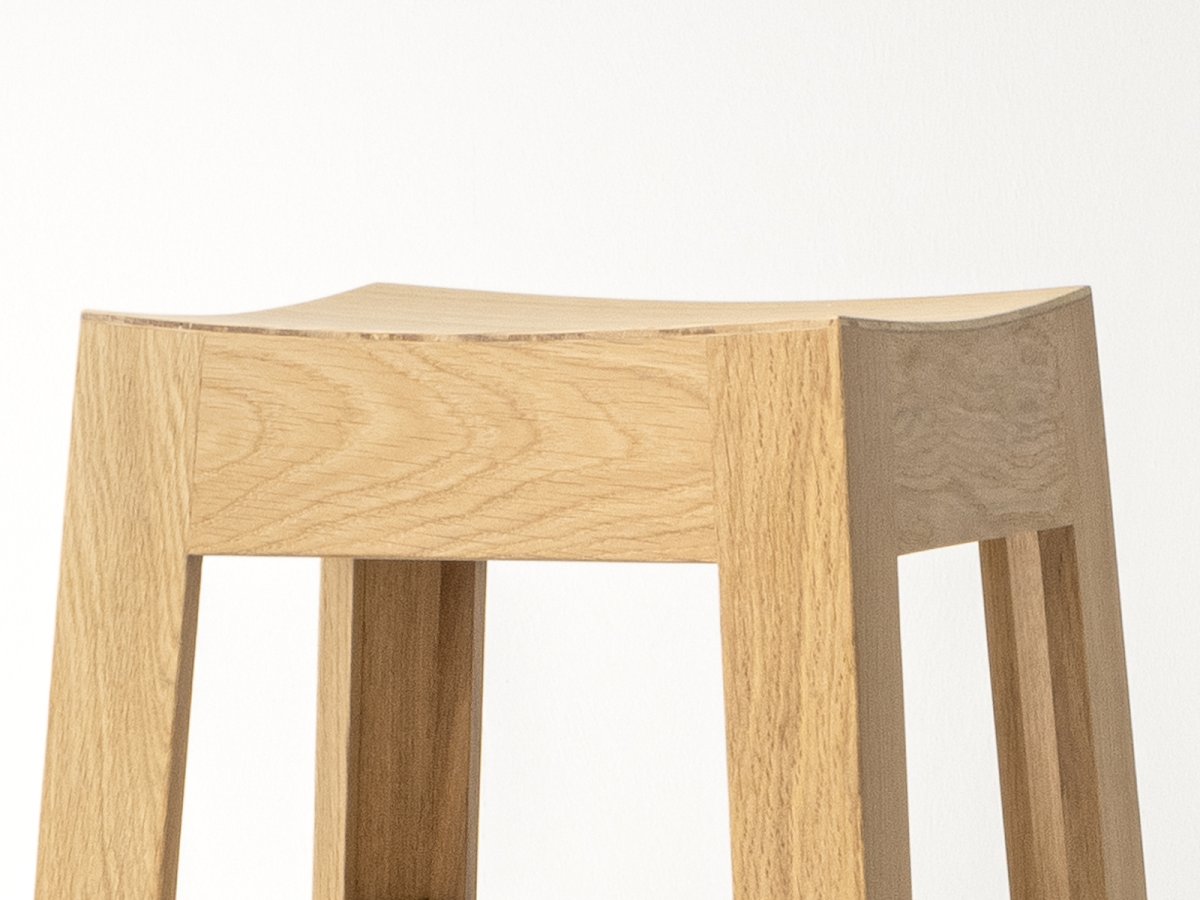 Assise sans dossier originale pour le tabouret de bar en bois Wak