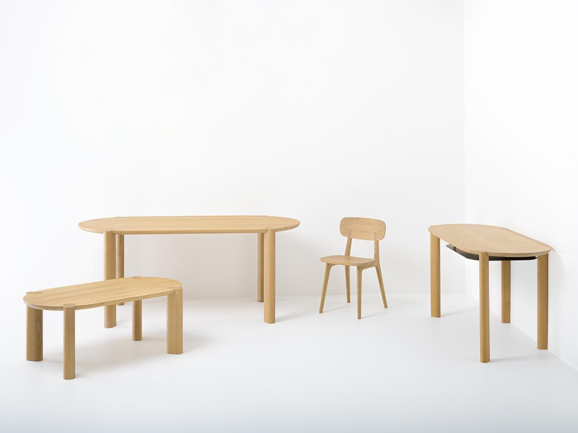 Table bureaux chaise et table basse design en chêne - Design signé Bina Baitel - Couscous en chêne Table bureaux chaise et table basse design en chêne - Design signé Bina Baitel - Couscous en chêne